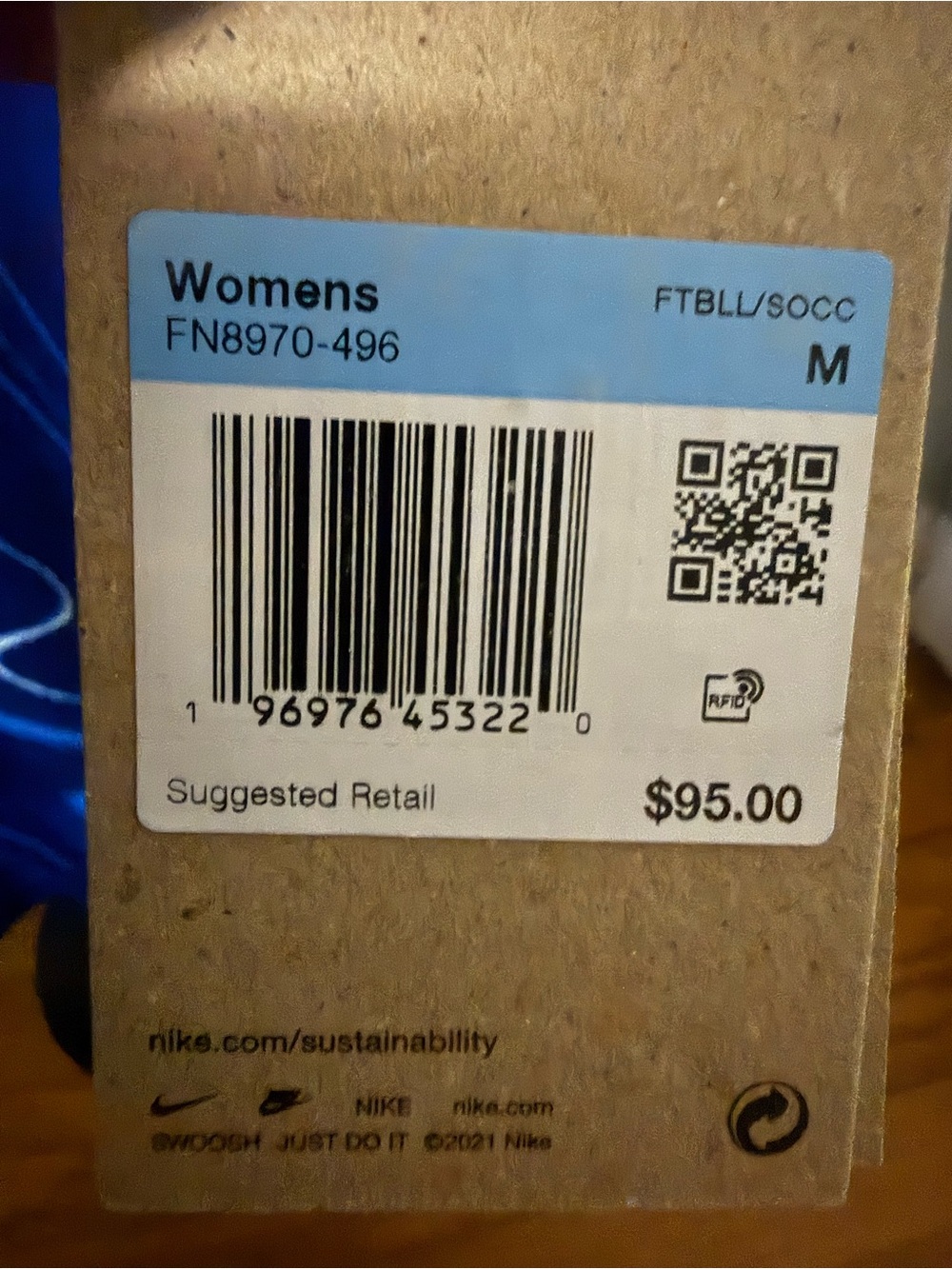 Nike Women’s Chelsea FC Soccer Jersey - Picture 4 of 5